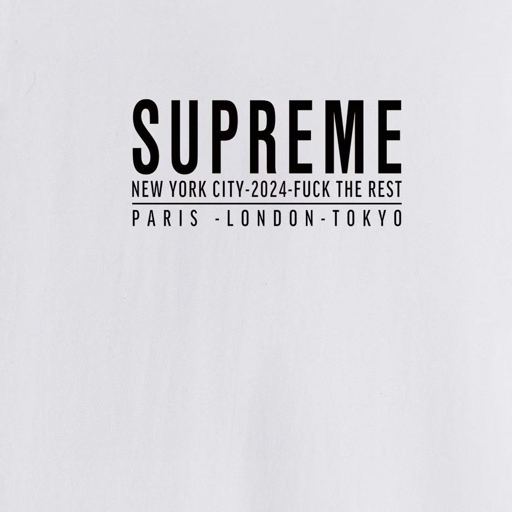 Supreme Chest Logo Graphic T-Shirt — detail