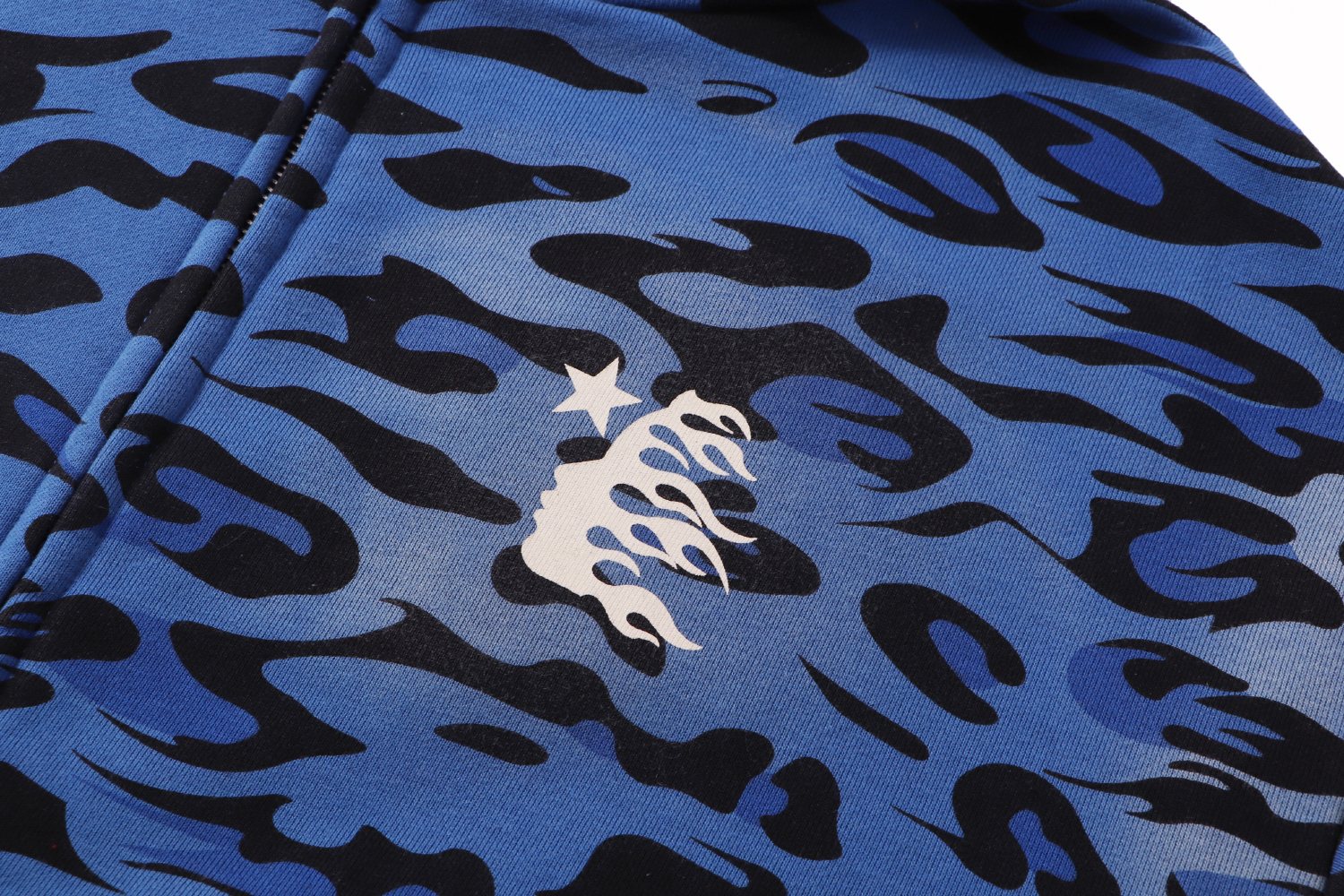 Hellstar Camo Graphic Zip Hoodie — detail